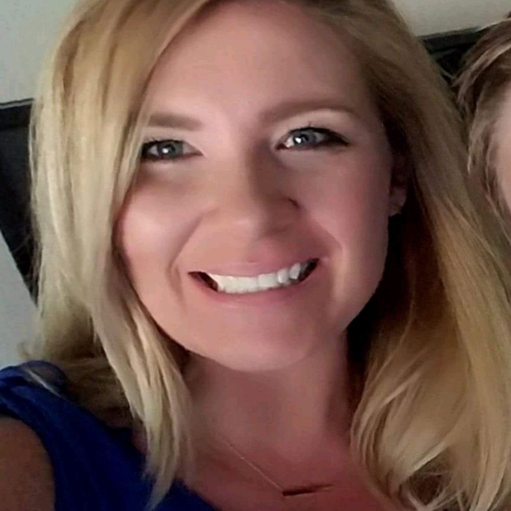 Meet your Posher, Ashlie